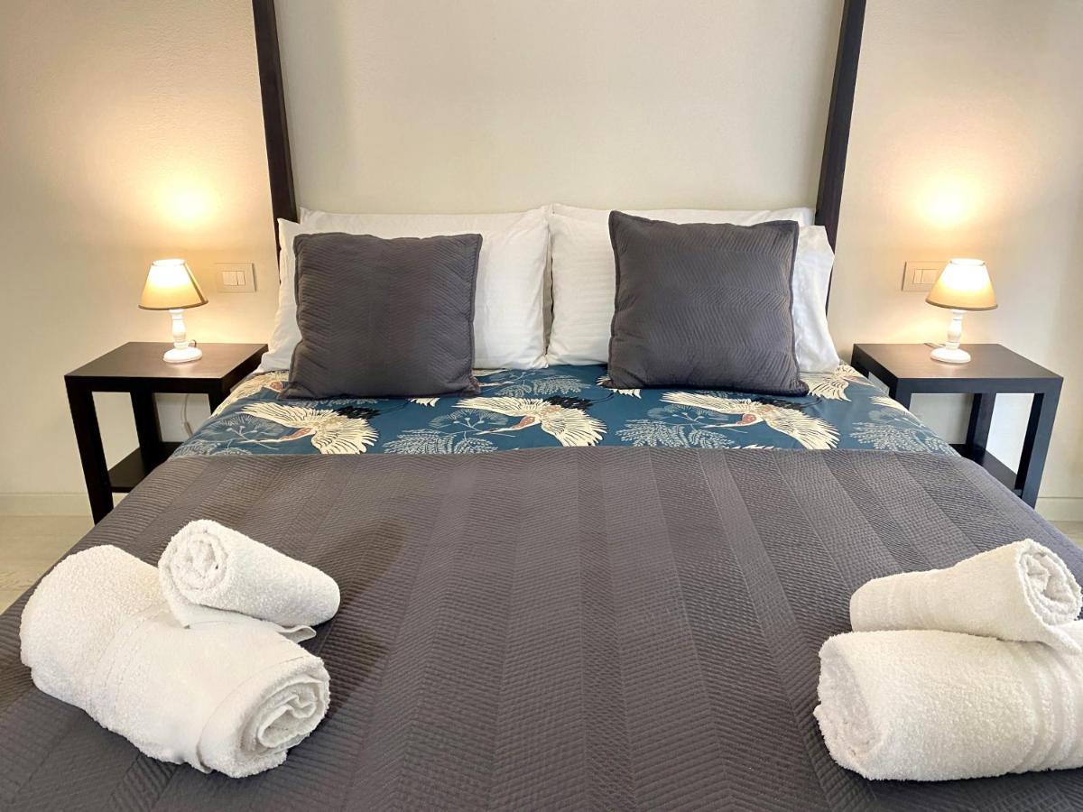 Front Beach Apartments В'яреджо Екстер'єр фото